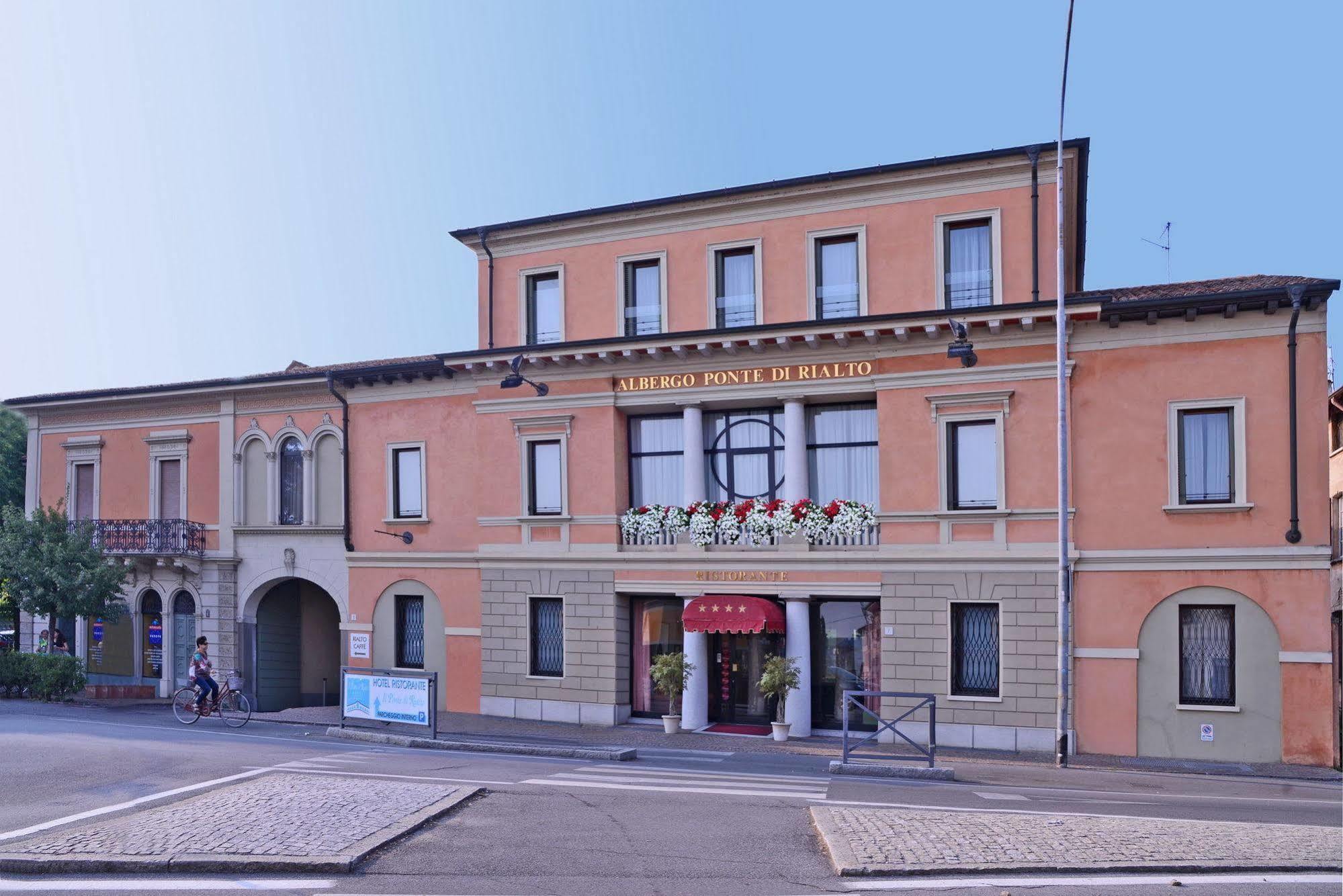 Hotel Ponte Di Rialto Crema Exteriér fotografie
